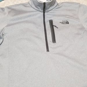 Northface pull over sweater